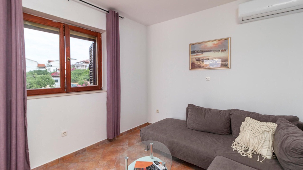 Photo of Bedroom in Banjol
