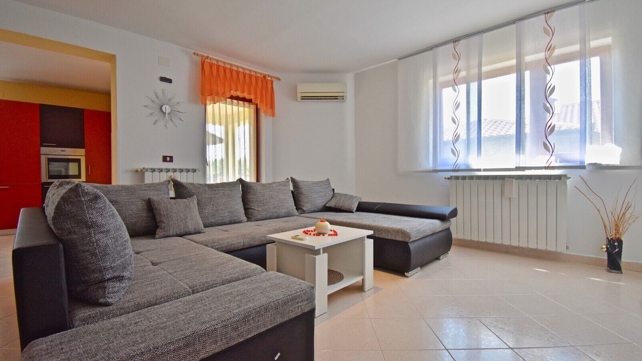 Photo of Livingroom in Nedescina
