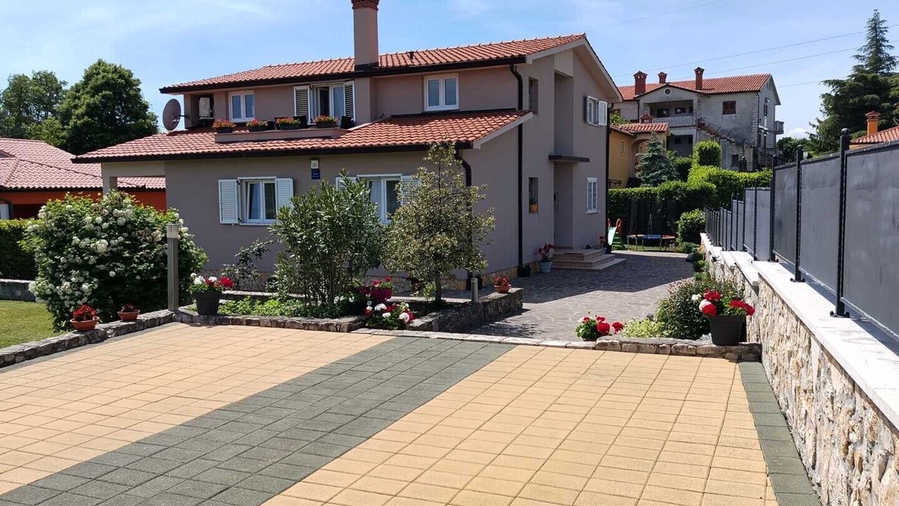 Photo of Outdoor in Nedescina