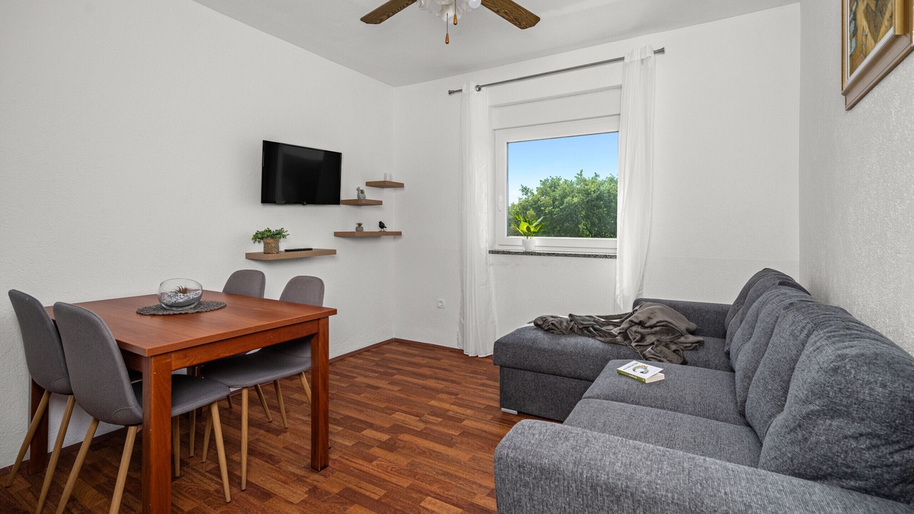 Photo of Livingroom in Vinez