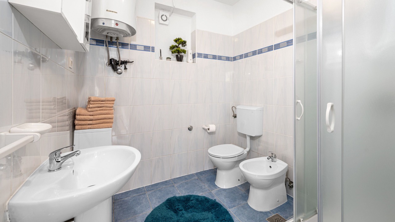 Photo of Bathroom in Vinez