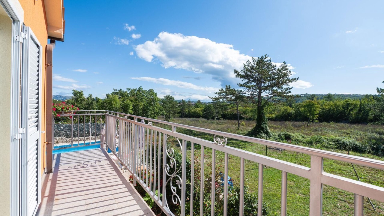 Photo of Outdoor in Vinez