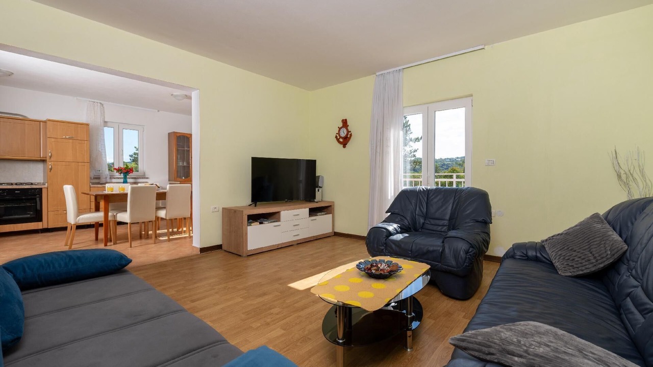 Photo of Livingroom in Vinez