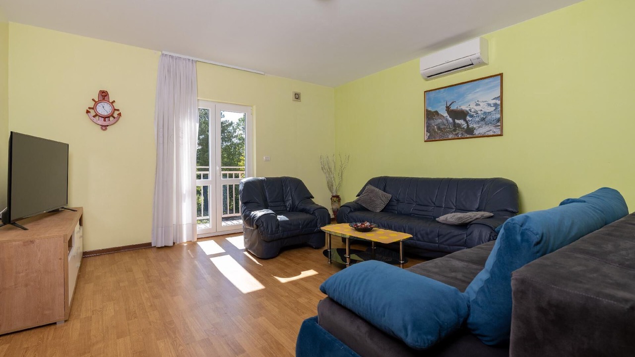 Photo of Livingroom in Vinez