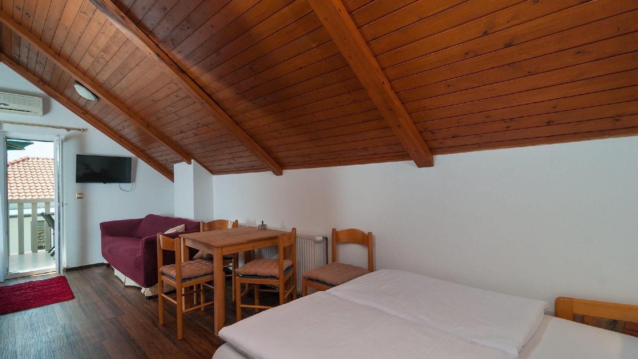 Photo of Bedroom in Tice