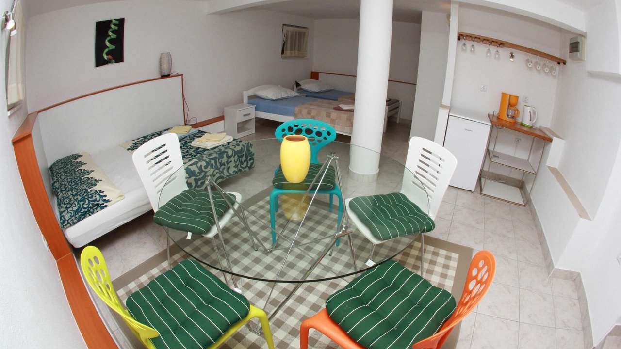 Photo of Bedroom in Grohote