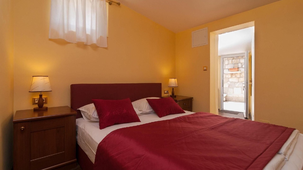 Photo of Bedroom in Tice
