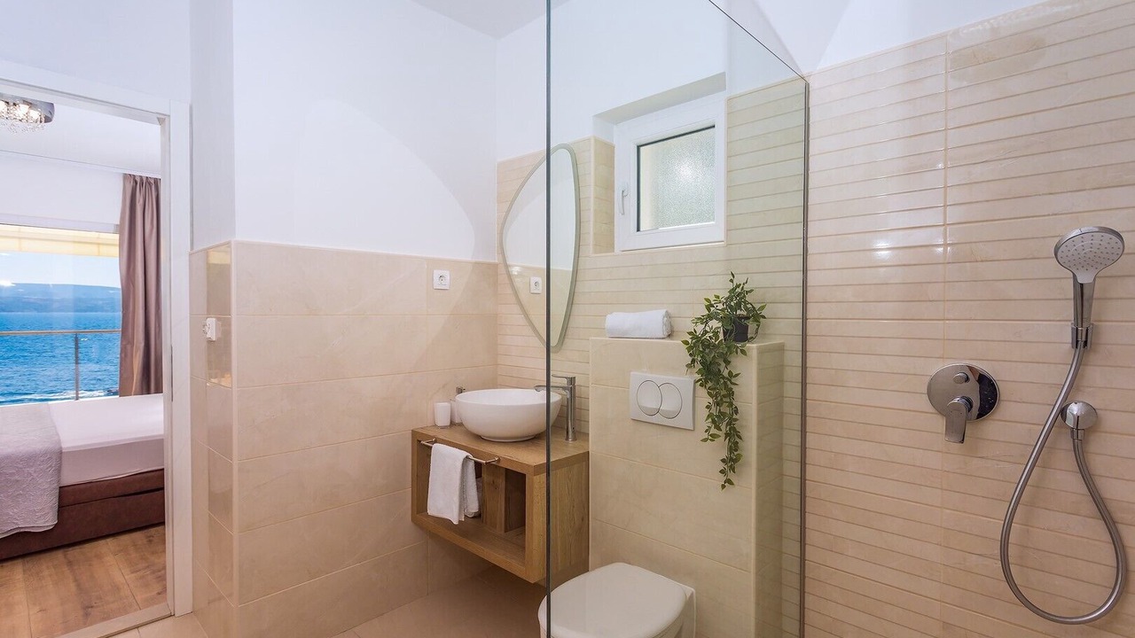 Photo of Bathroom in Tice
