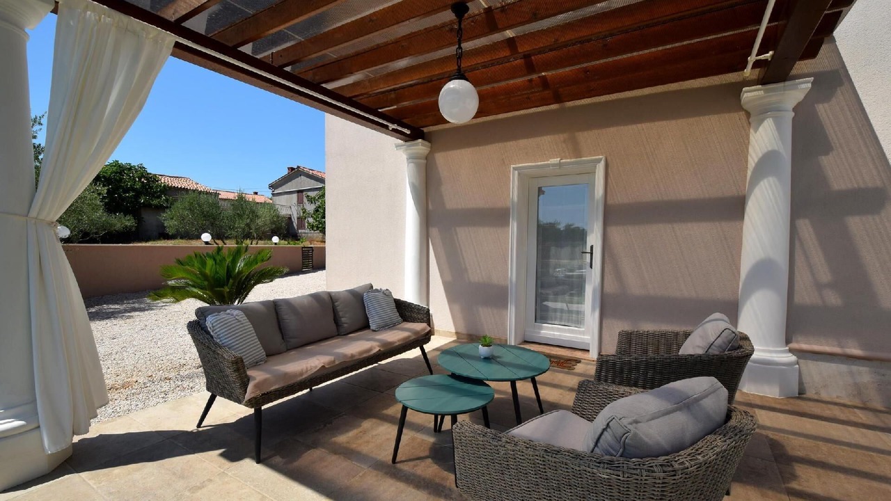 Photo of Patio Balcony in Nenadici