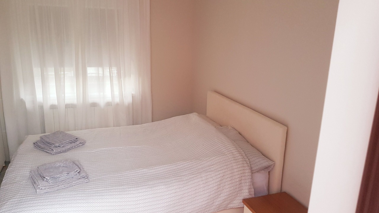 Photo of Bedroom in Pobri