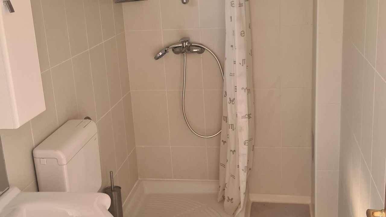 Photo of Bathroom in Pobri