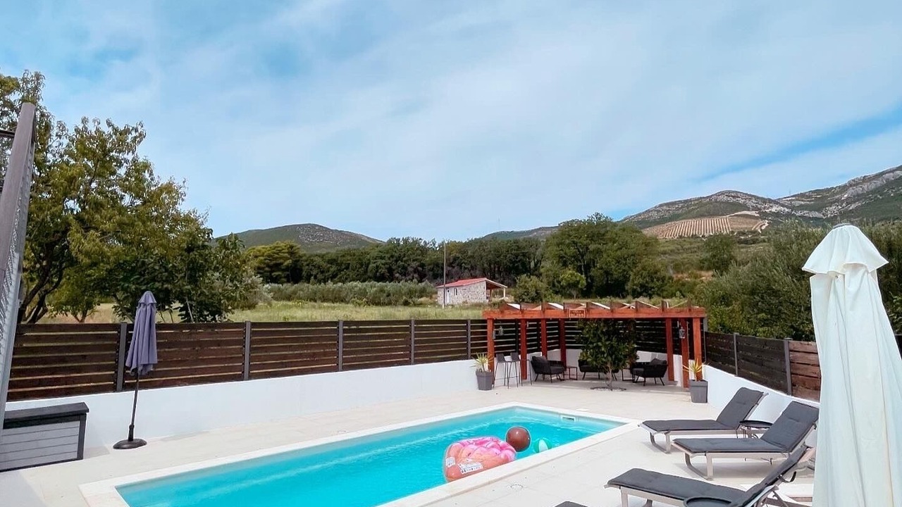 Photo of Outdoor in Rudine