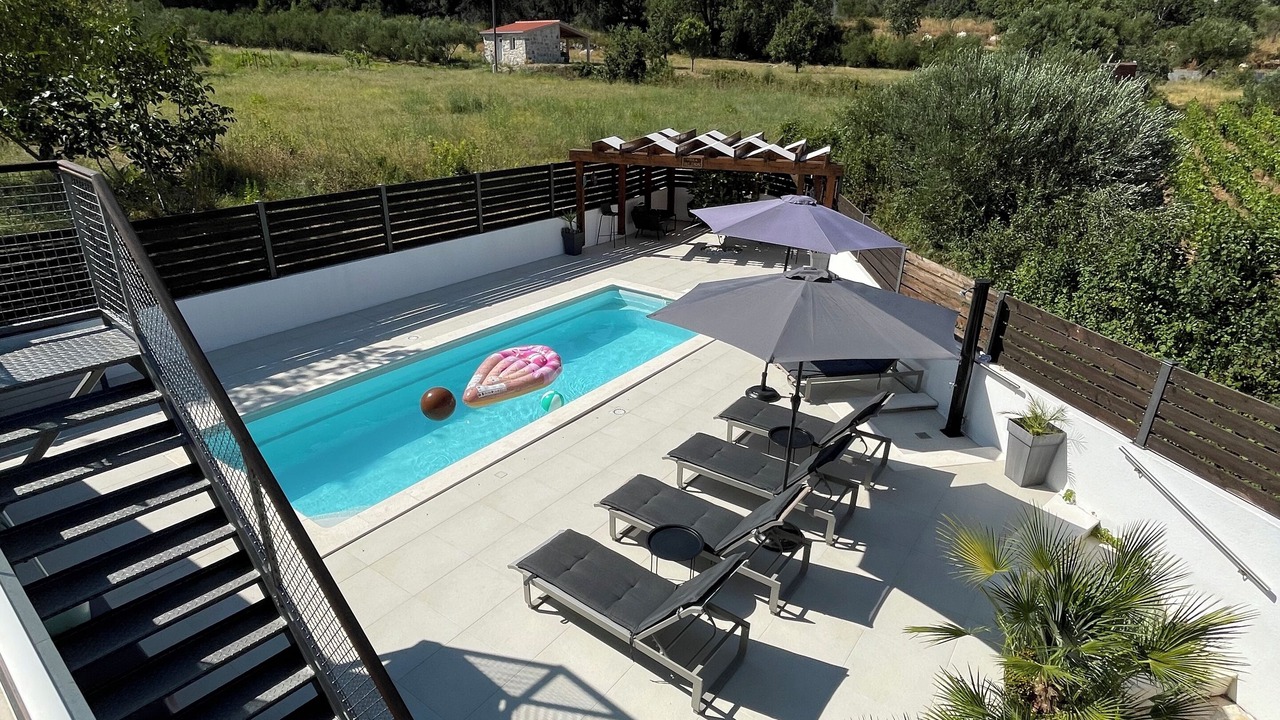 Photo of Outdoor in Rudine
