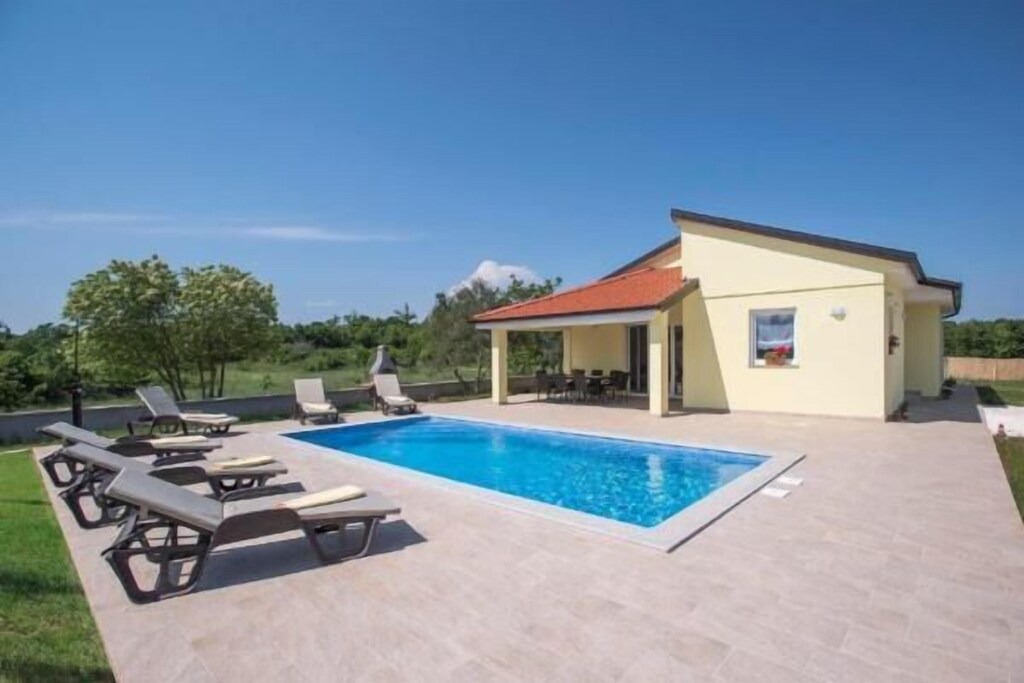 Photo of Outdoor in Filipana