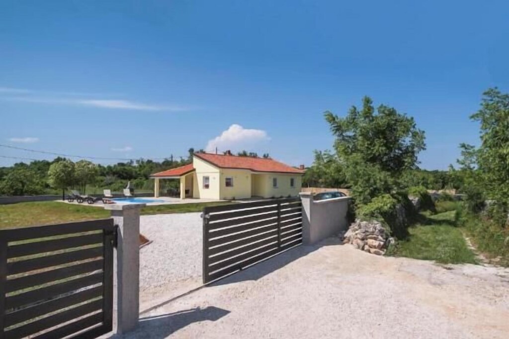 Photo of Buildings in Filipana