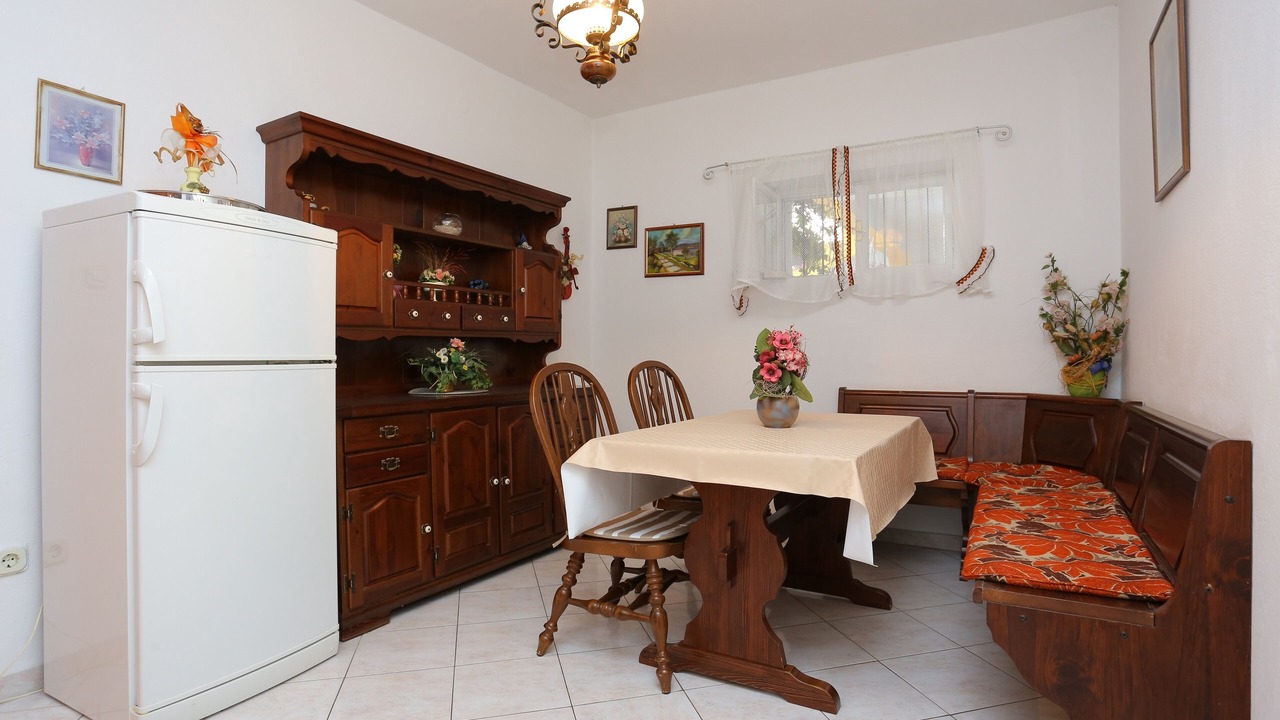 Photo of Bedroom in Tice