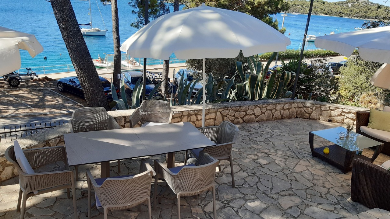 Photo of Outdoor in Cove Murtar