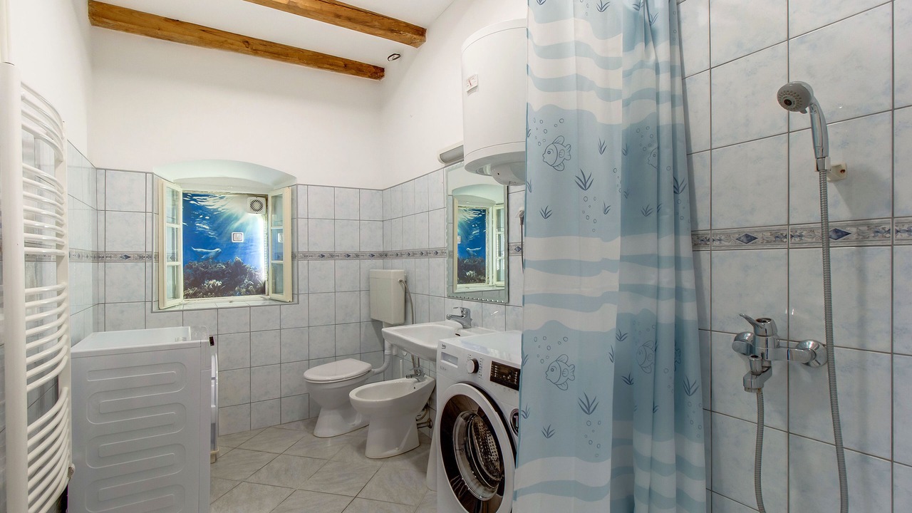 Photo of Bathroom in Osor