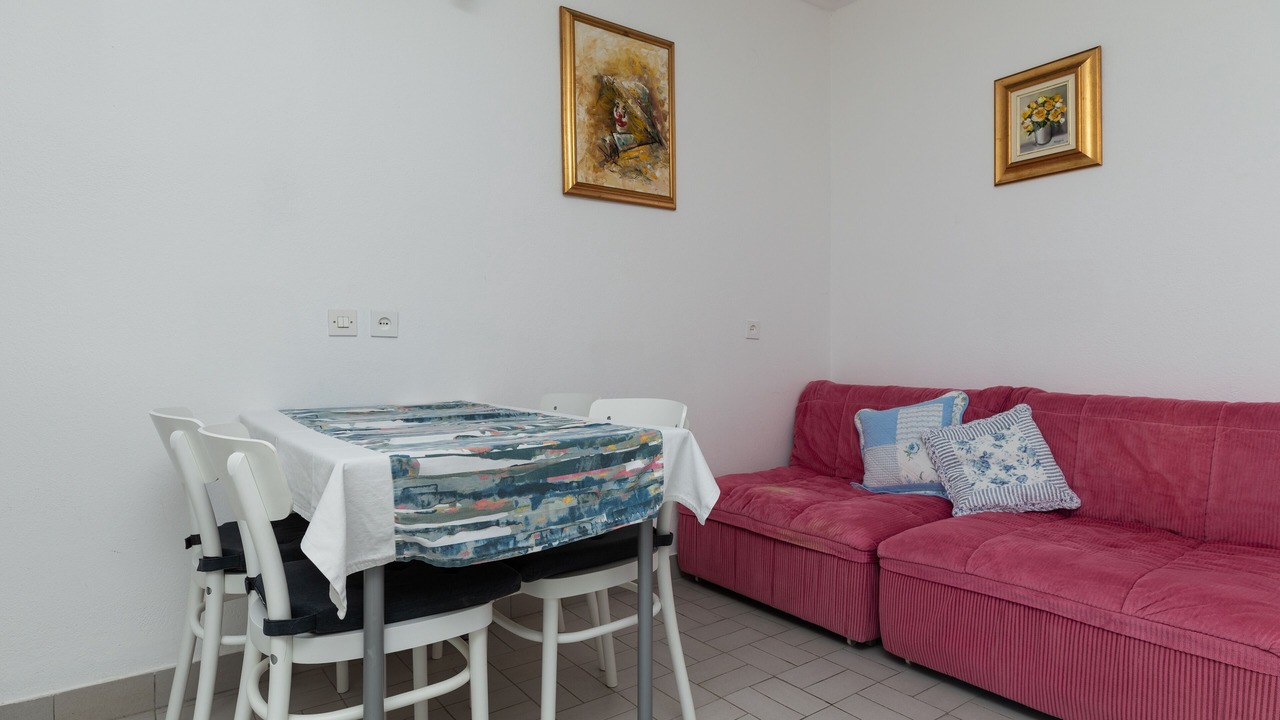 Photo of Livingroom in Tice
