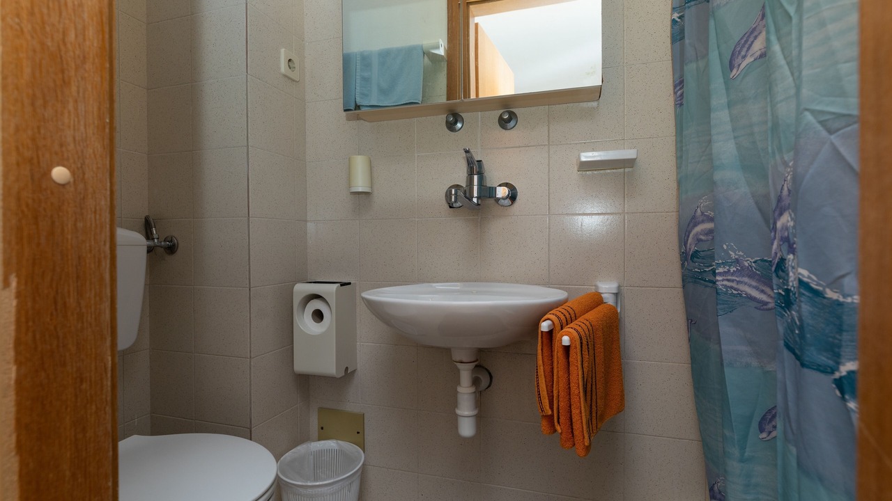 Photo of Bathroom in Tice