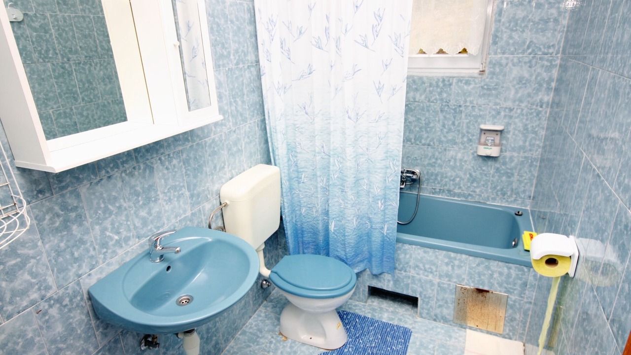 Photo of Bathroom in Kampor