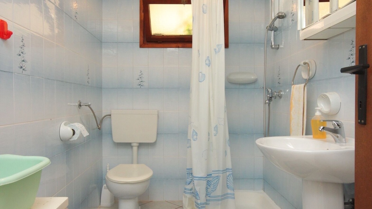 Photo of Bathroom in Nerezine