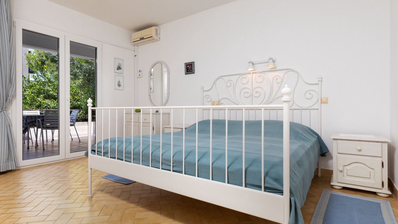 Photo of Bedroom in Tice