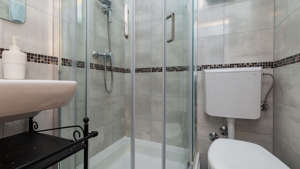 Photo of Bathroom in Tice