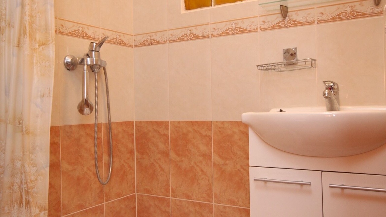 Photo of Bathroom in Metajna