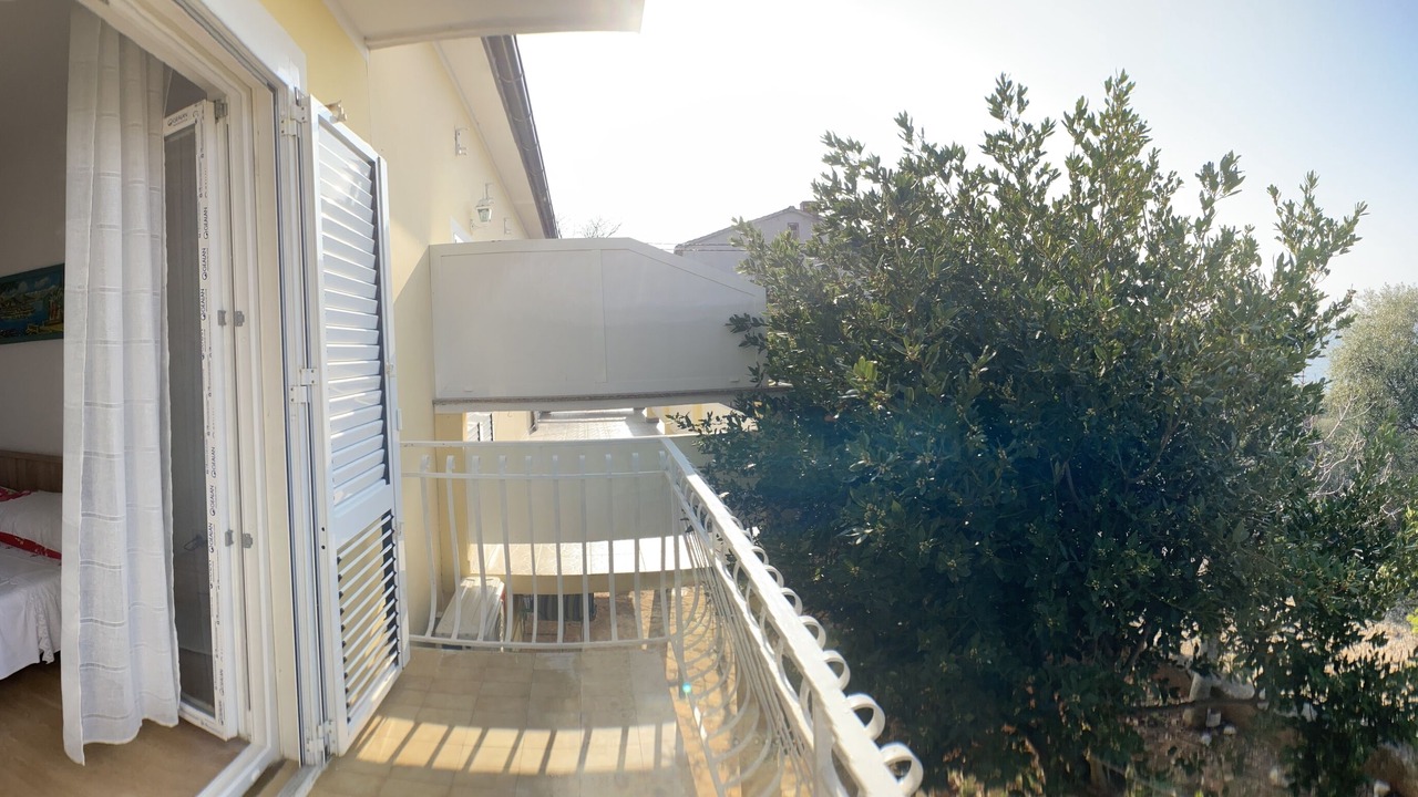 Photo of Patio Balcony in Lun