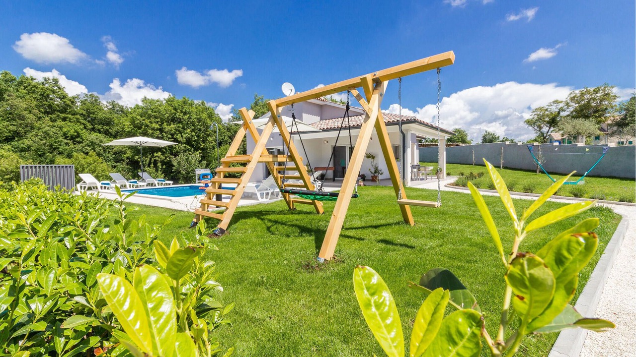 Photo of Outdoor in Divsici