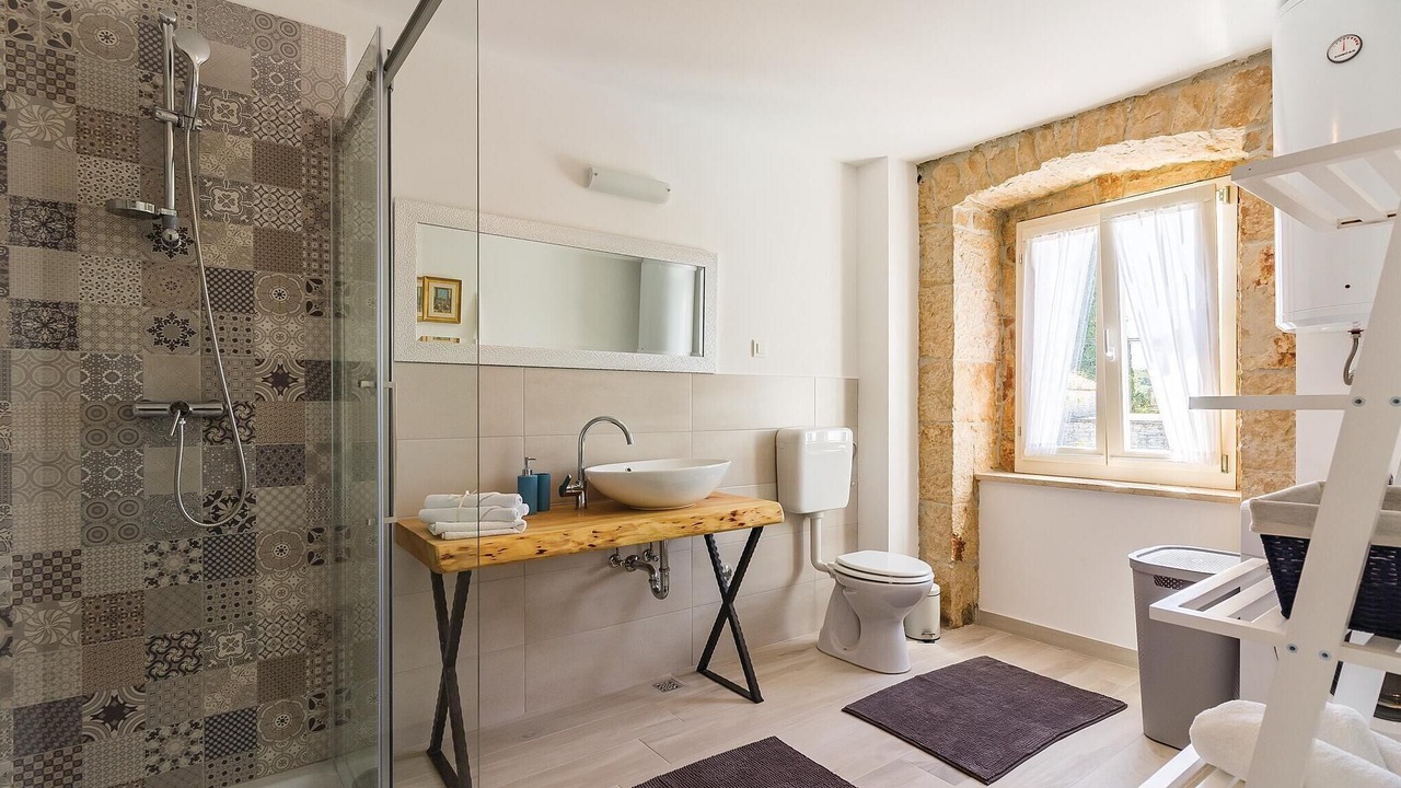 Photo of Bathroom in Mali Vareski