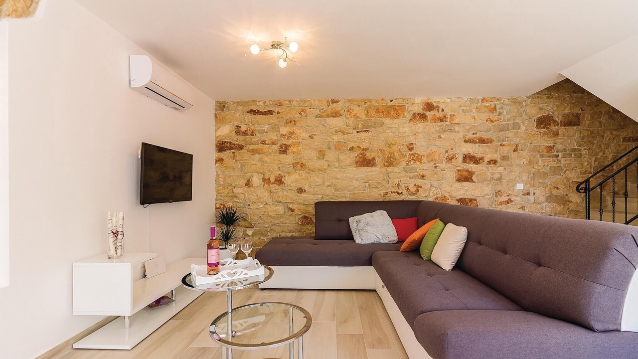 Photo of Bedroom in Mali Vareski