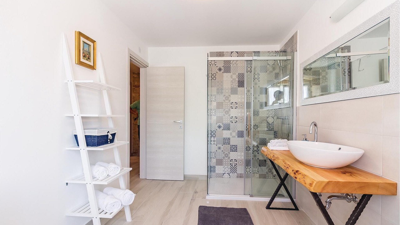 Photo of Bathroom in Mali Vareski