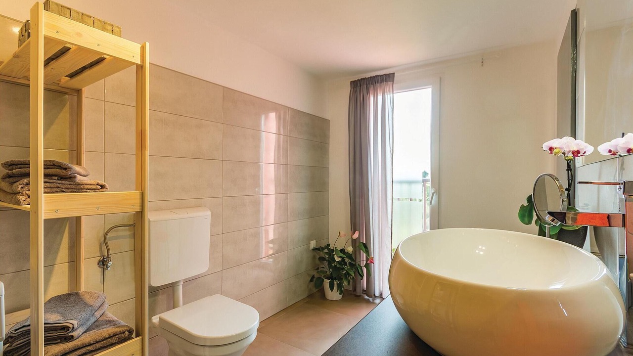 Photo of Bathroom in Kavran
