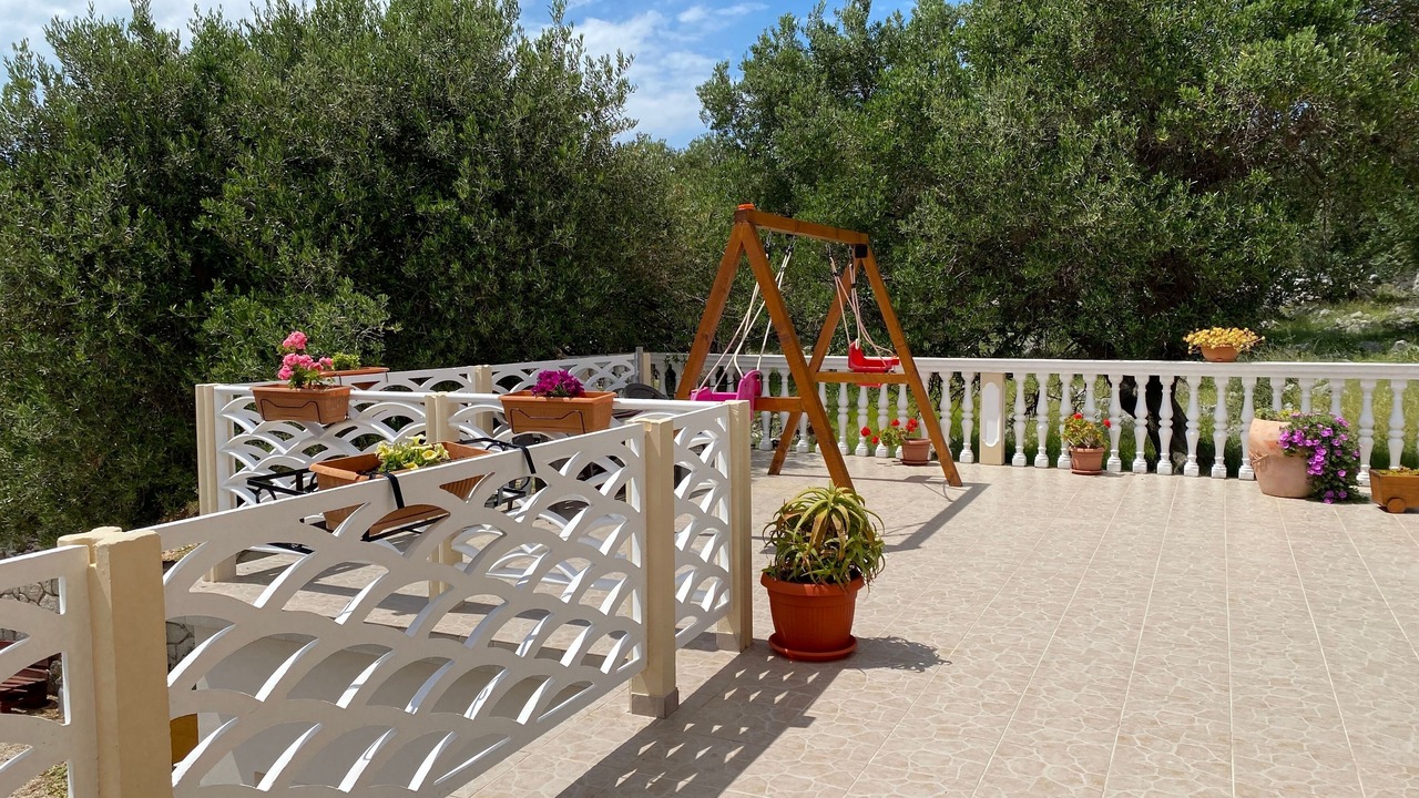 Photo of Outdoor in Lun