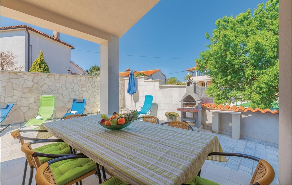 Photo of Patio Balcony in Mali Vareski