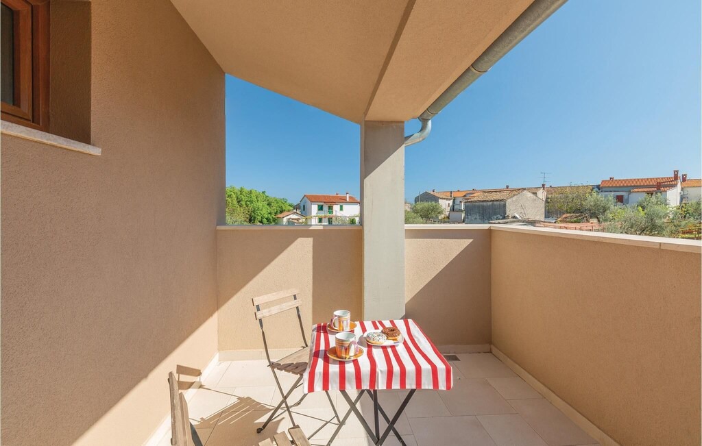 Photo of Patio Balcony in Mali Vareski