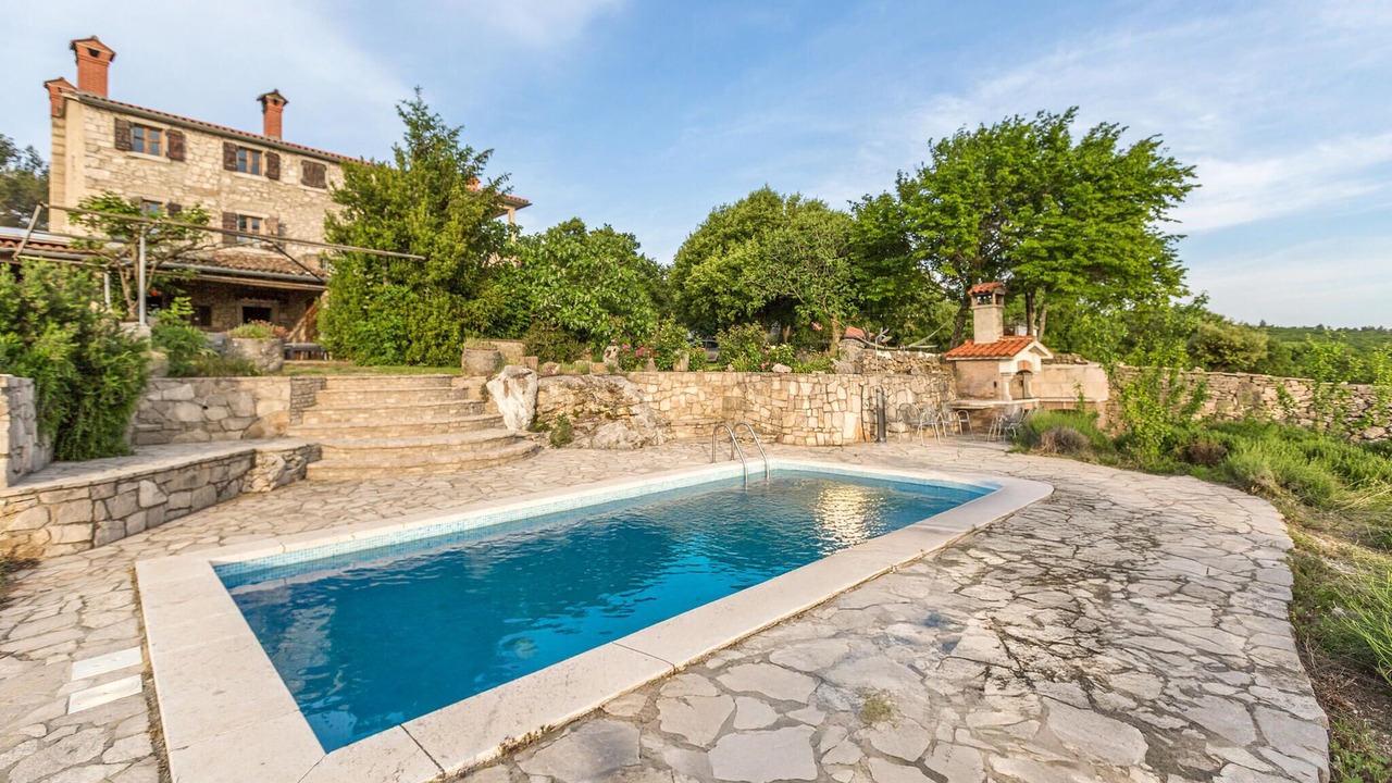 Photo of Outdoor in Rasa
