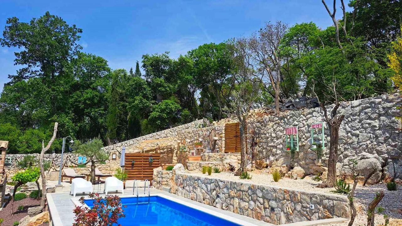 Photo of Outdoor in Porozina