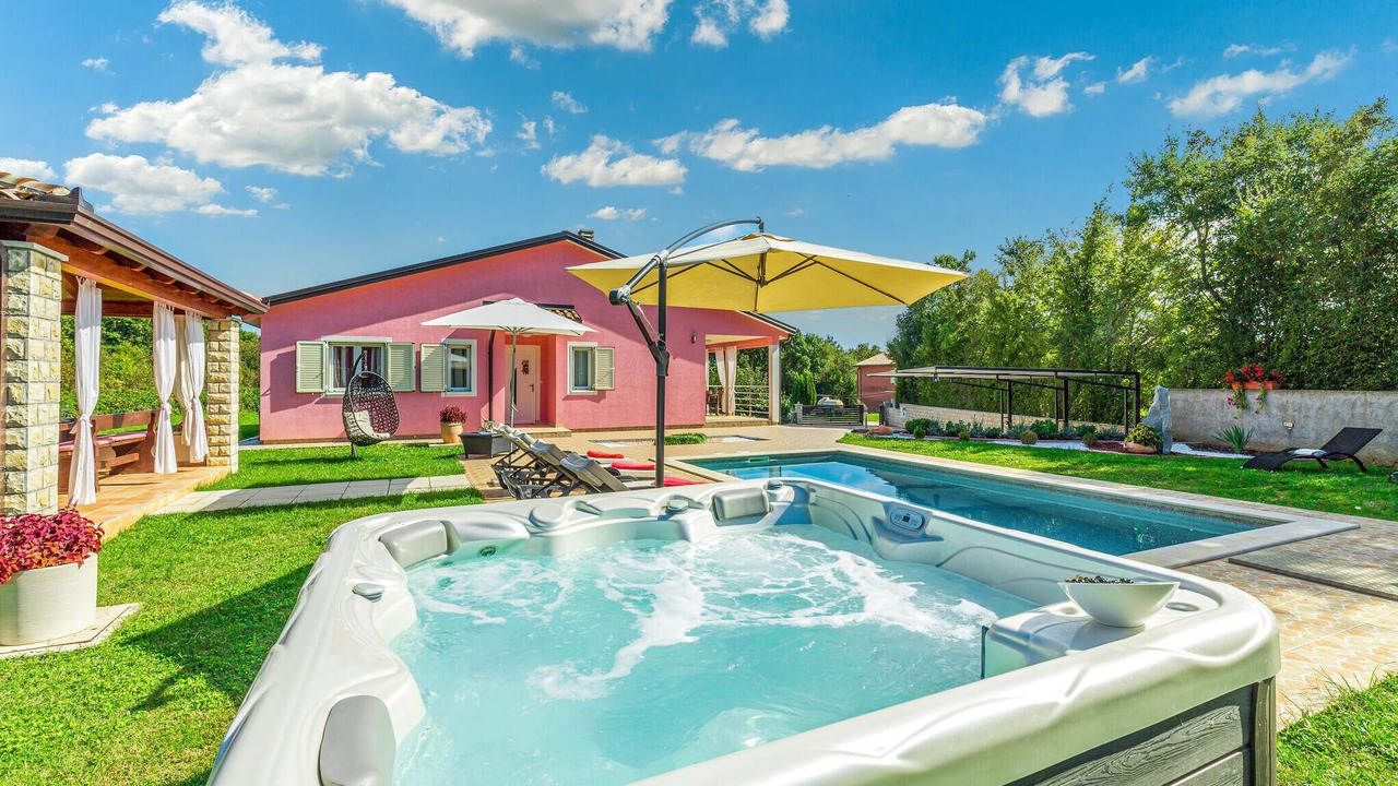 Photo of Outdoor in Marceljani