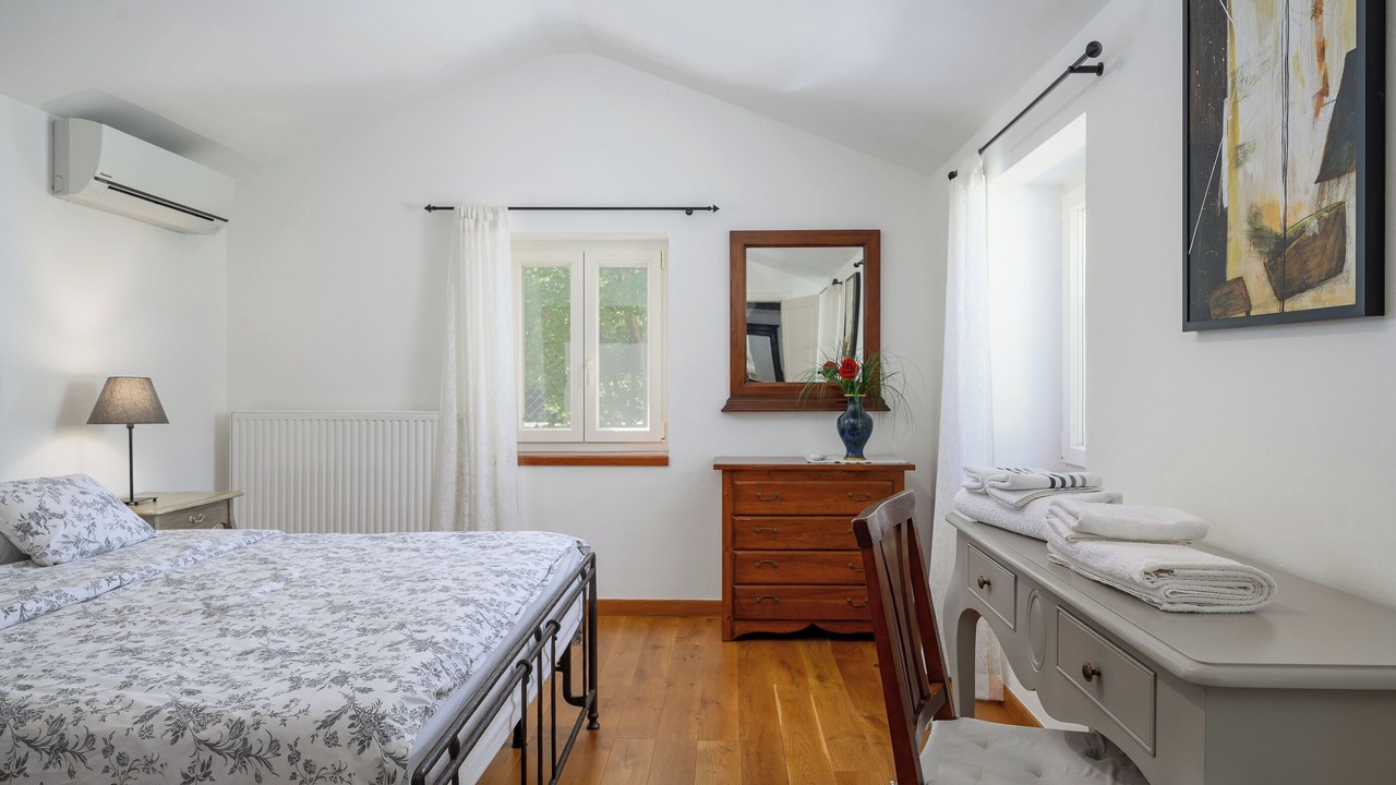 Photo of Bedroom in Prodol