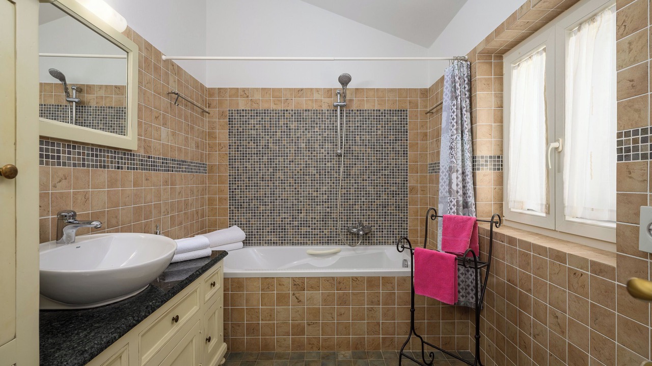 Photo of Bathroom in Prodol