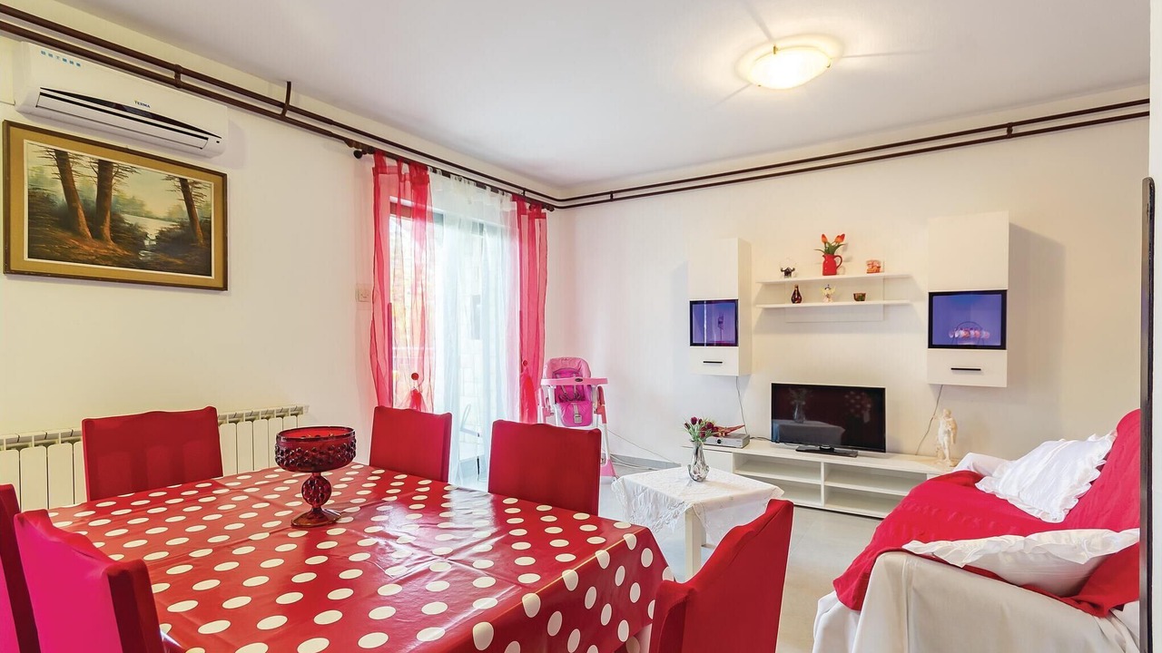 Photo of Bedroom in Pomer