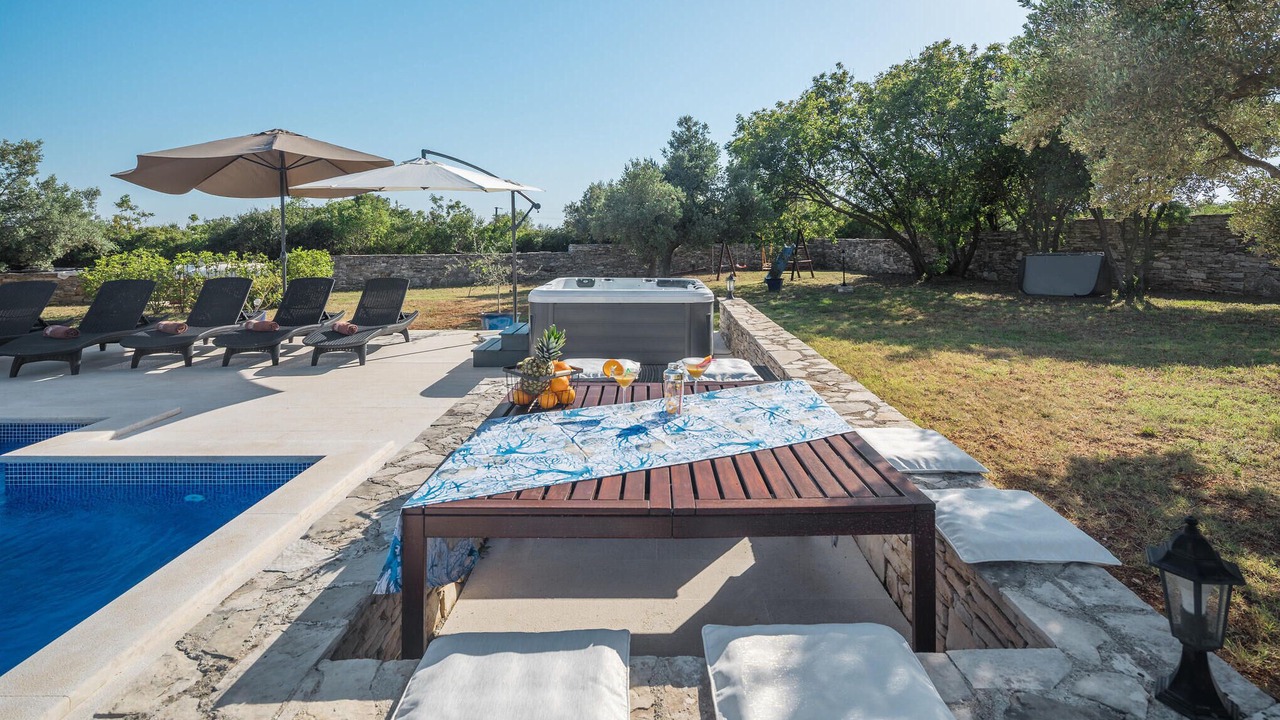 Photo of Outdoor in Galizana