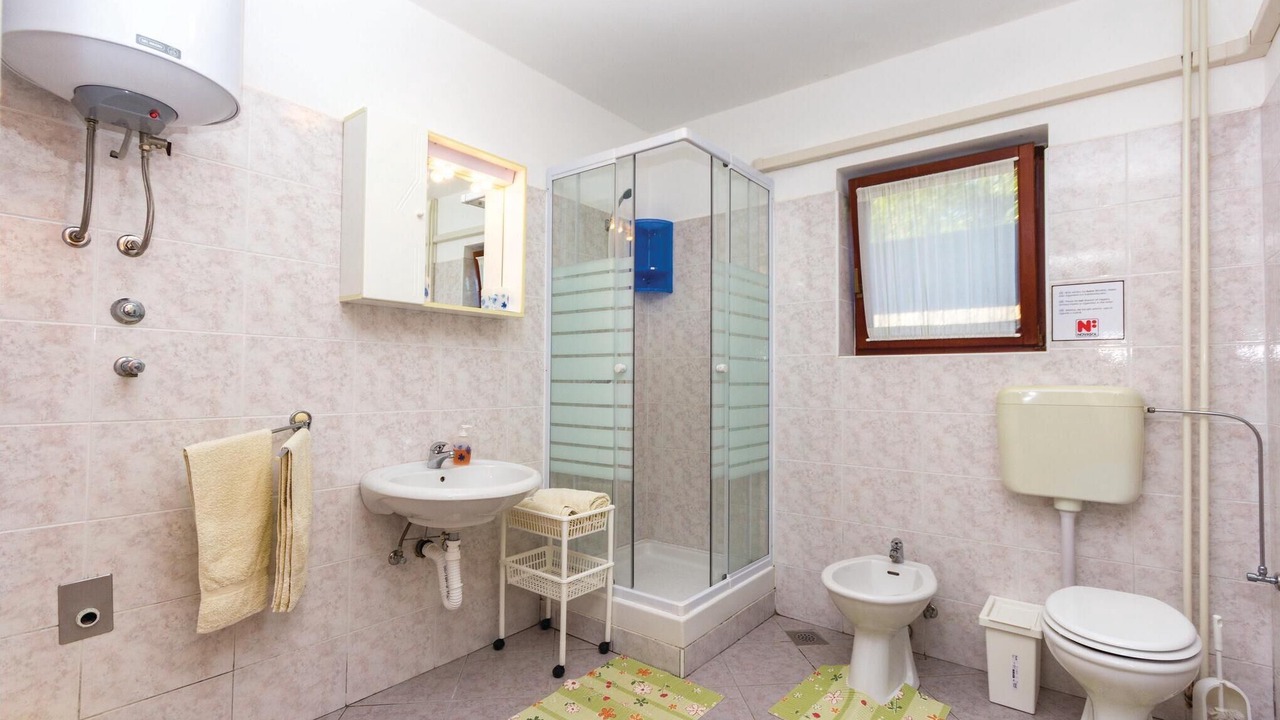 Photo of Bathroom in Vinkuran