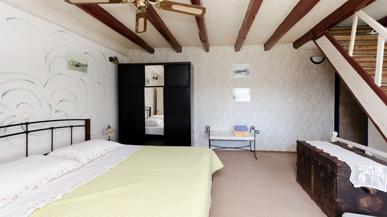 Photo of Bedroom in Supetarska Draga