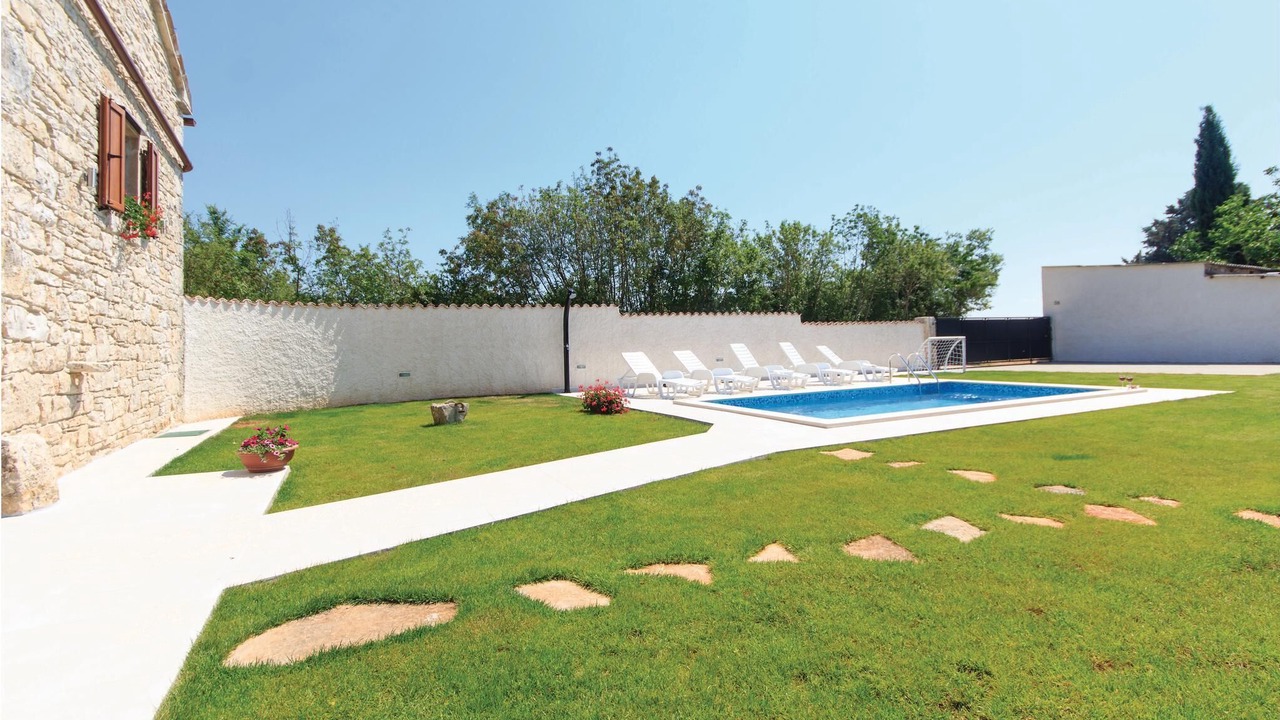 Photo of Outdoor in Filipana