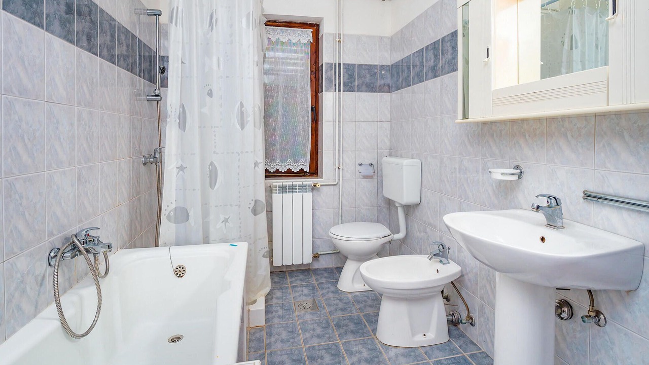 Photo of Bathroom in Kapelica