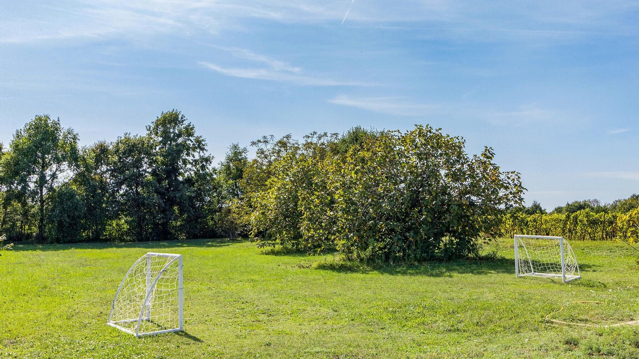Photo of Outdoor in Muntic